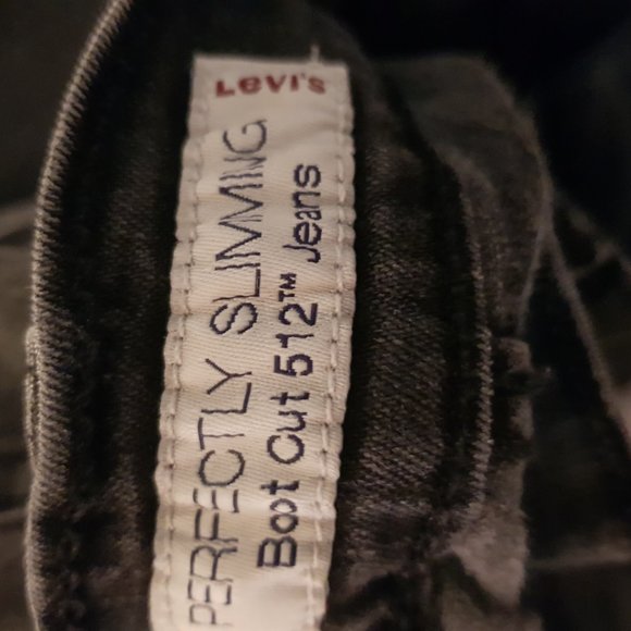 levis - Picture 2 of 3